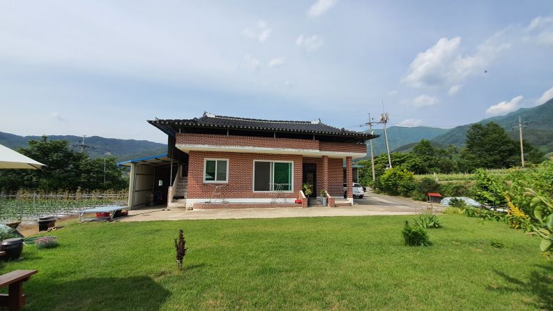 구례군 산동면 좌사리 아름다운 전원주택 매매합니다.