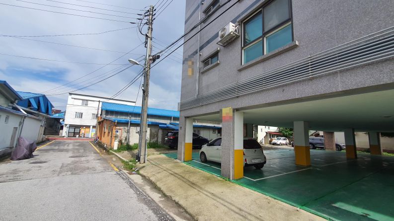 인월면 인월리 4층 원룸 매매합니다.