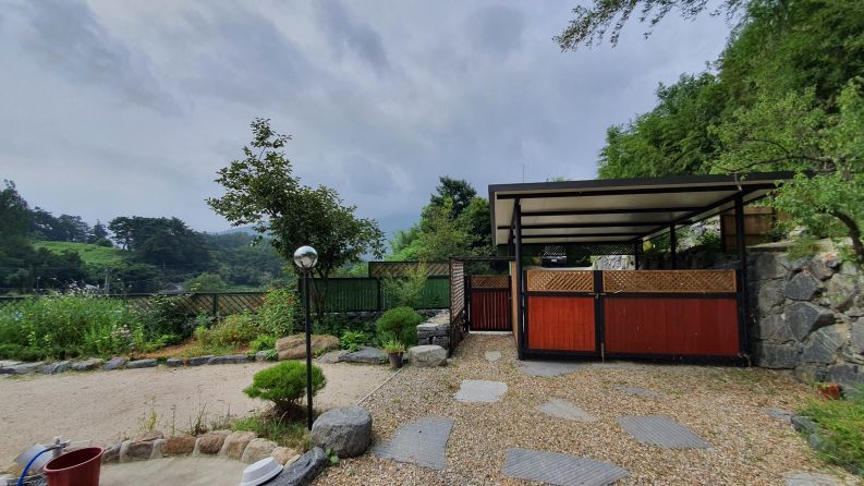 지리산이 한눈에 보이는 전원주택 매매합니다.